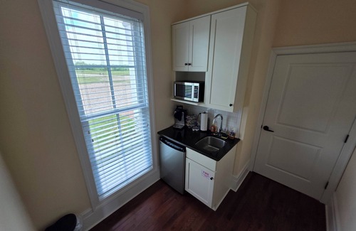 Farmville Cottage | Small efficiency unit near Hampden-Sydney and Longwood