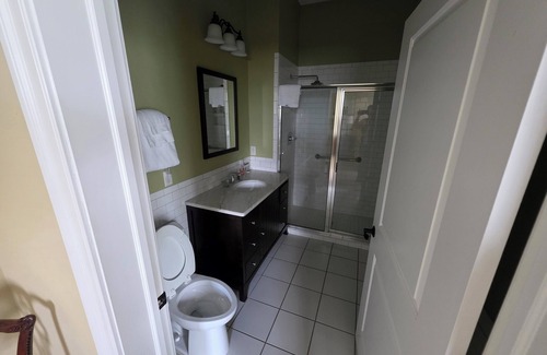 Farmville Cottage | Small efficiency unit near Hampden-Sydney and Longwood