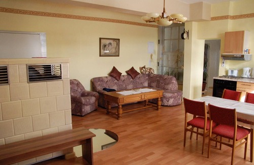 Hammerbrucke Apartment | Small holiday flat in the historic railway station