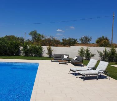 Sikici Apartment | Small house Tia with private pool