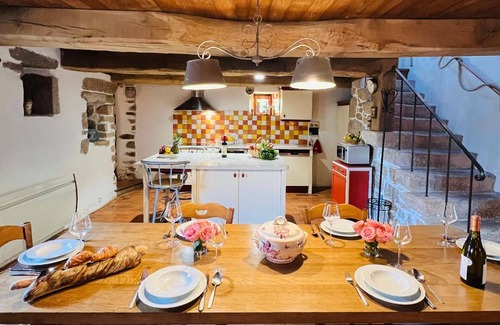 Cleder House | Small manoir fireplace private pool courtyard