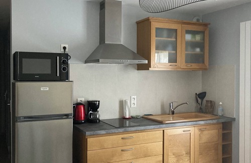 Caylus Cottage | Small single-storey apartment with PRM access, 2*.