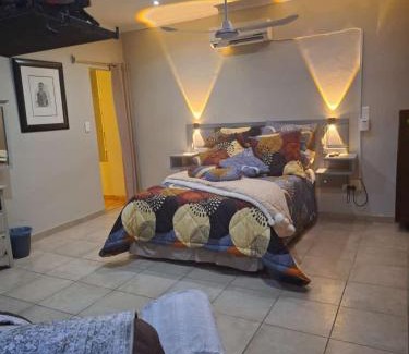 Brits Bed & Breakfast | SMAPERS GUESTHOUSE