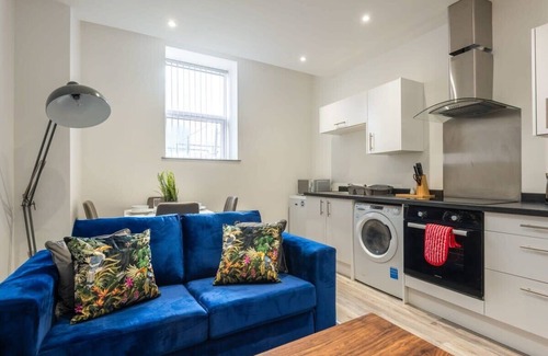 Doncaster Apartment | Smart 2 Bed Budget Apartment in Central Doncaster