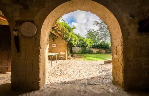 Farnese Apartment | Smart working in maremma "the donkey farm"