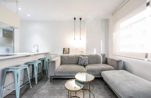 Castellana Apartment | SmartRoom Madrid by ARCO