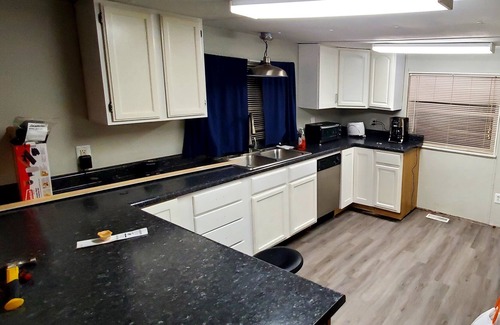 Mount Vernon House | Smoke mtn airport