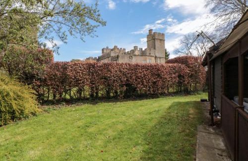 Bedale House | Snape Castle Garden Lodge