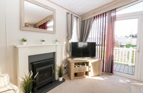 St George House | Snape Lodge