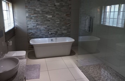 Malelane Hotel | SnL Guesthouse at Visarend