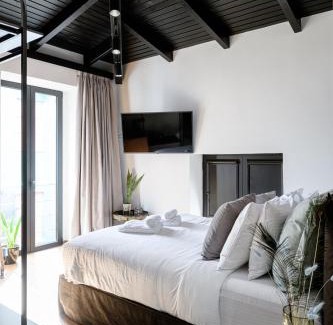 Monastiraki Apartment | Snob Athens