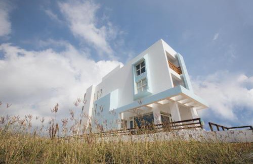 Huxi House | snoozinn