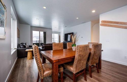 Mountain Green House | Snow Canyon Lodge with Resort Amenities