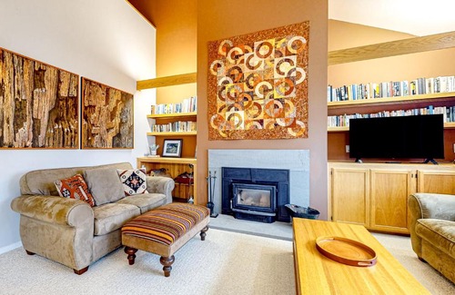 Warren Apartment | Snow Creek 43