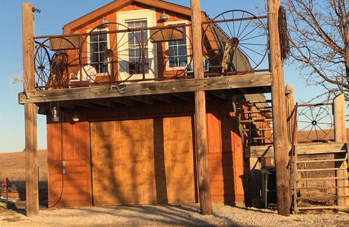 Republic County Cabin | Snow Goose Lodge at Gamekeeper's Marsh