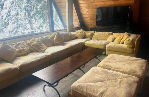 Government Camp House | Snowball House