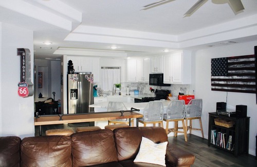 Bullhead City Condo | Snowbird Riverfront Condo across from the Laughlin Casinos- MONTHLY RENTAL