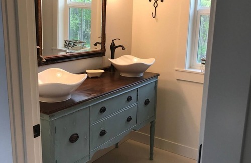 Palmer Bed & Breakfast | Snowgoose Pond Bed & Breakfast