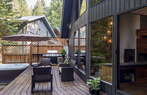 Glacier Cabin | Snowline community, closest lodging to Mt. Baker