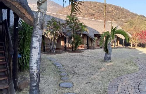 Greater Tubatse Bed & Breakfast | Snowy Owl