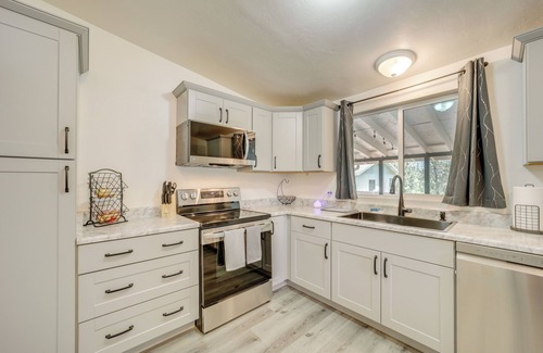 Pine House | Snowy Peak Views & Cozy Game Nights: Pine Home