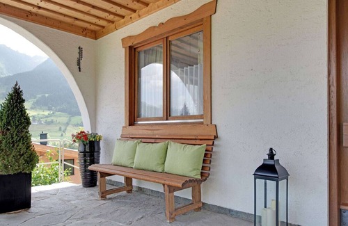 Walchen Apartment | Snug Apartment in Walchen near Niedernsill Swimming Lake