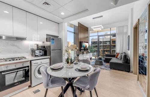 Nad Al Sheba Apartment | Snug One-Bedroom Oasis