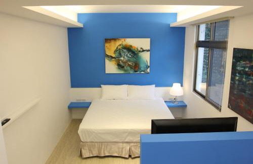 Sanyi House | So Art Guesthouse 旅人藝棧民宿