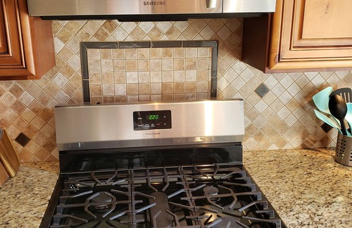 Downey House | SoCal Home Centrally Located for Travel and Entertainment