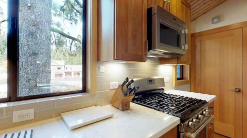Truckee House | Sockeye by AvantStay Modern 2 BR Condo w Access to Northstar Resort Community