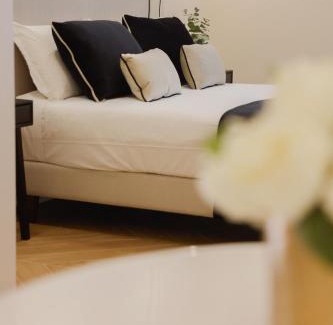 Pompei House | SOFIA Suites & Rooms