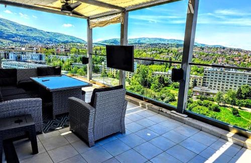 Sofia Apartment | Sofia View - By Metro, Kids Room, Huge Terrace, 2 Garages, PS5, Playground, BBQ, 24h Security