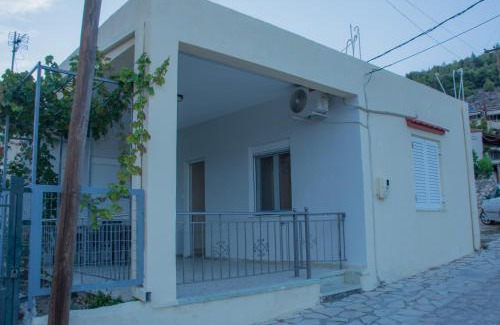 Sofiko Apartment | Sofiko Family House
