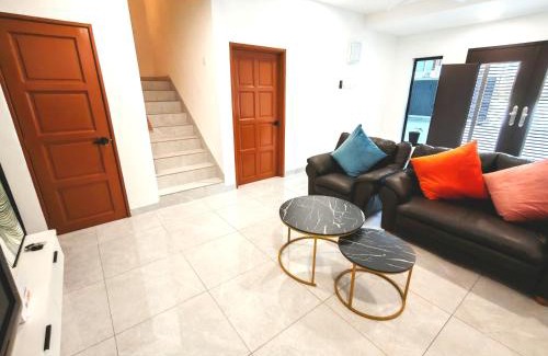 Batu Pahat House | Soga Homestay 6 Rooms 4 Baths New House