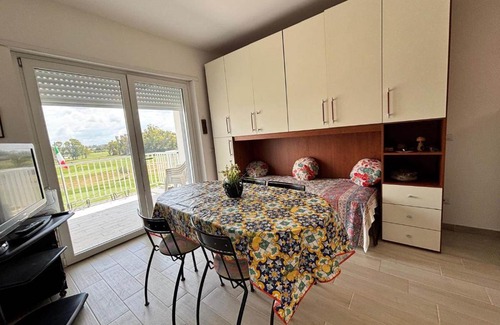 Ardea Apartment | Soggiorno e relax in eleganti villette interne al campo golf vicino al mare a due passi da Roma