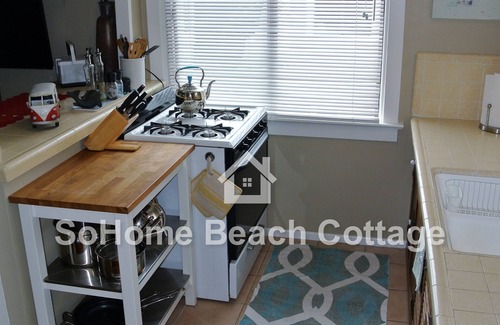 South Redondo Cottage | SoHome Beach Cottage - Three Short Blocks to the Beach