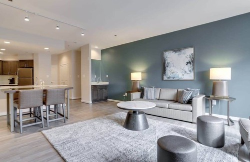 Court House Apartment | Sojourn | Courtland Towers | 2 BR