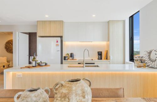 Coolangatta Apartment | Sol 701