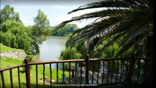 Lindequesdrif Other | Sola Gracia Log Cabin on the Vaal