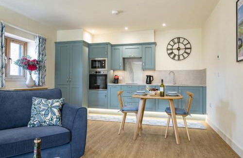 York House | Solaris