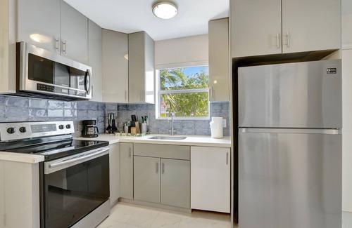 Highland Garden Apartment | Soleil: Casita Near Beach & Gym Access