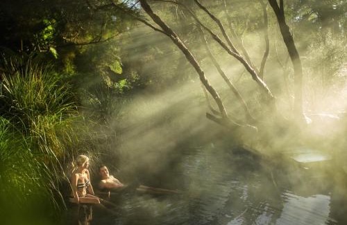 Lake Tarawera Cabin | Solitaire Lodge