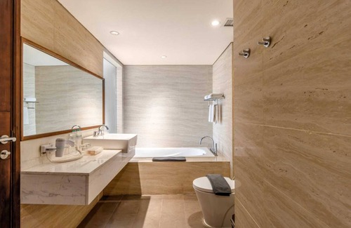 Tangerang Hotel | Soll Marina Hotel Serpong
