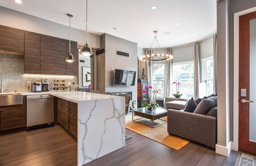 South of Market Condo | SOMA Condo 2Br/2Ba-Free Parking-Easy Walk to BART