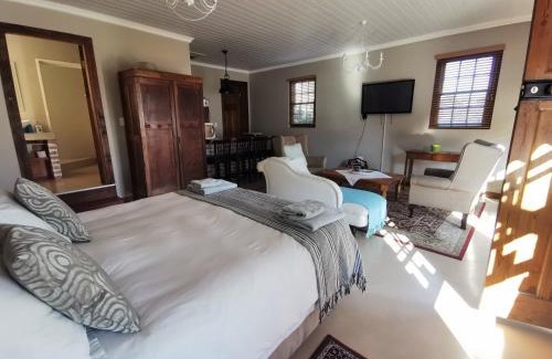 Somerset West Apartment | Somerset Grace Cottage