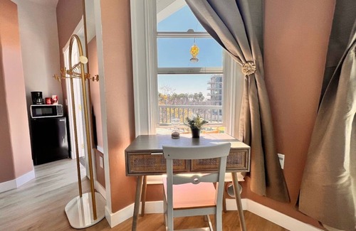 Cortez Hill Hotel | Somerset