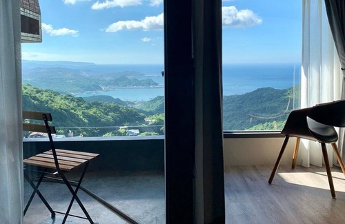 Ruifang Bed & Breakfast | Something Easy Inn