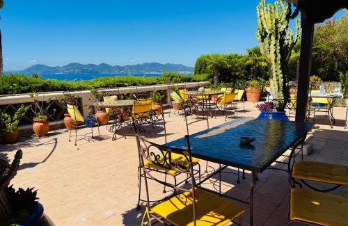 California - Pezou Villa | Somptuous exotic villa in Cannes