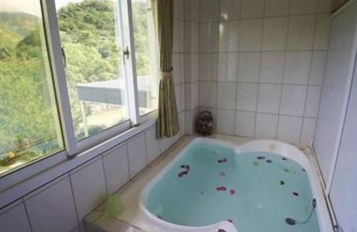 Liugui District Bed & Breakfast | Songboling Hot Spring Inn