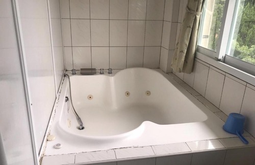 Liugui District House | Songboling Hot Spring Inn